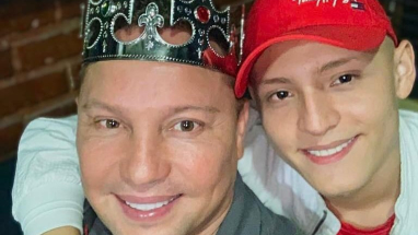 Giovanny Ayala y su hijo Miguel Ayala 25