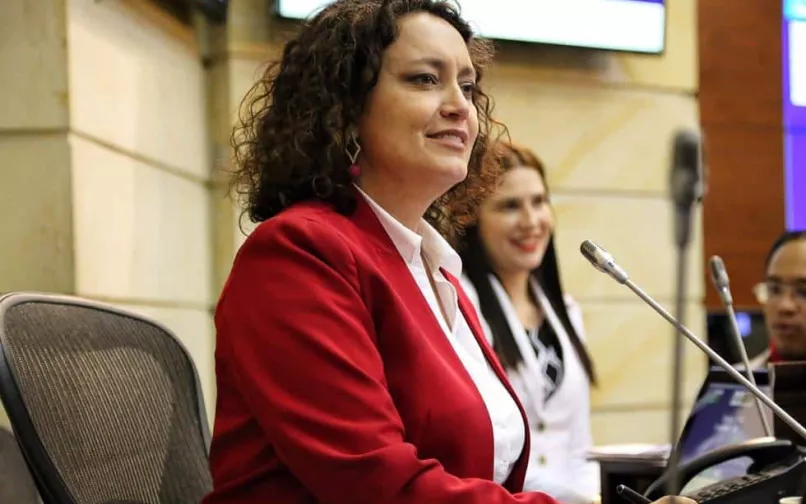 Angélica Lozanoo