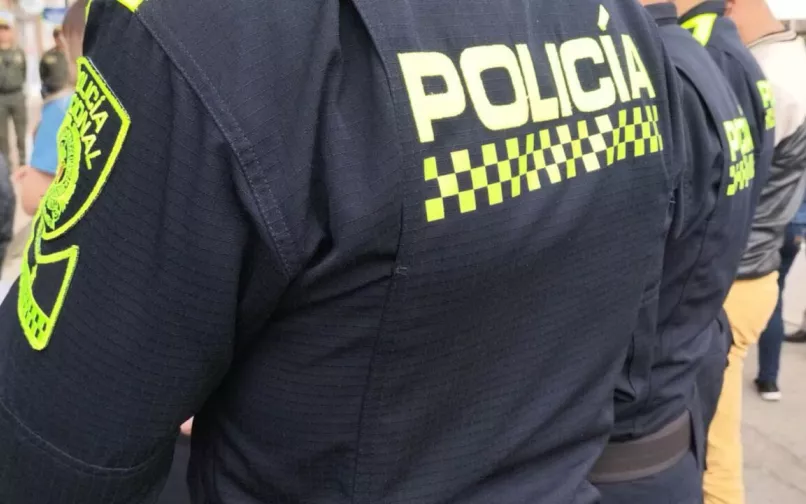 PATRULLERO DE LA POLICÍA COLOMBIA