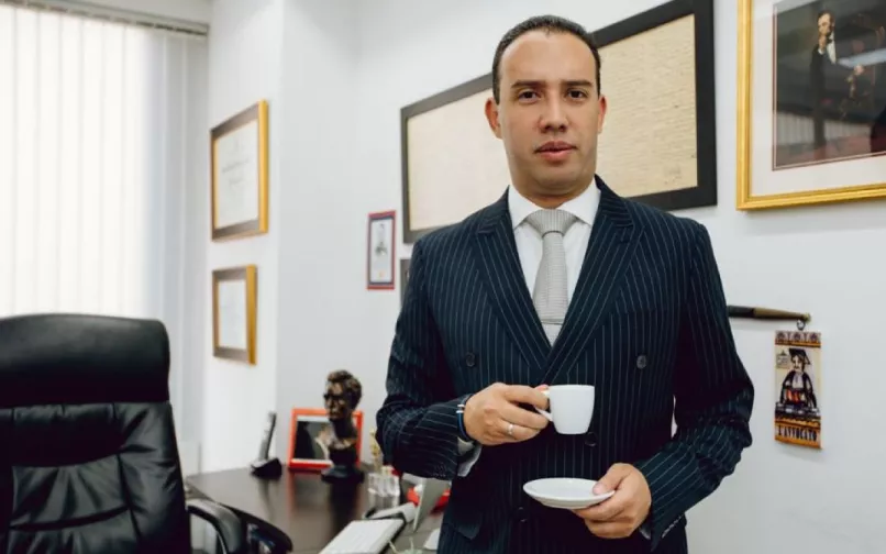 Abogado Víctor Mosquera