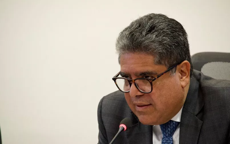 Contralor regla fiscal