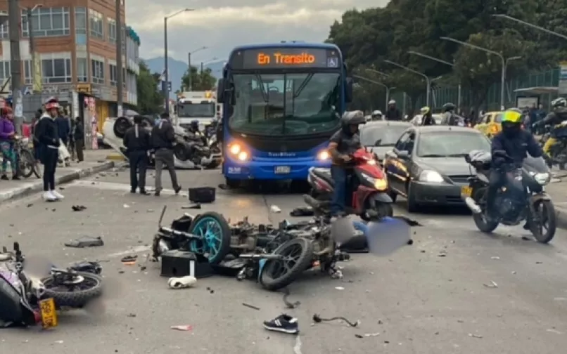 Siniestro vial sobre la AV. Mutis en Bogotá
