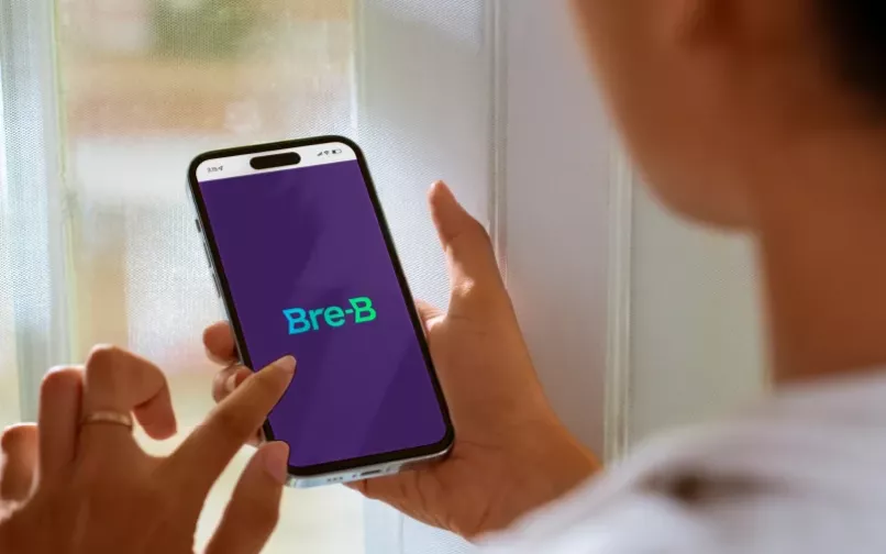 Bre B celular 25