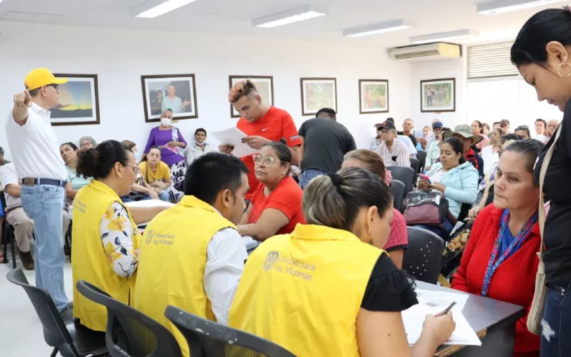 Gestores de la Unidad para las Víctimas con la comunidad