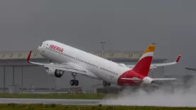 AEROLÍNEA IBERIA AVIÓN