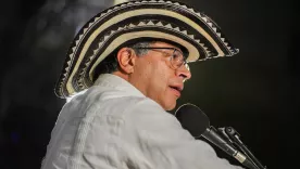 GUSTAVO PETRO 10 FEBRERO 1