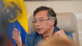 petro presenta proyecto de constituyente