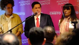 Juan Fernando Cristo en su lanzamiento de campaña
