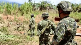 soldados en operaciones militares