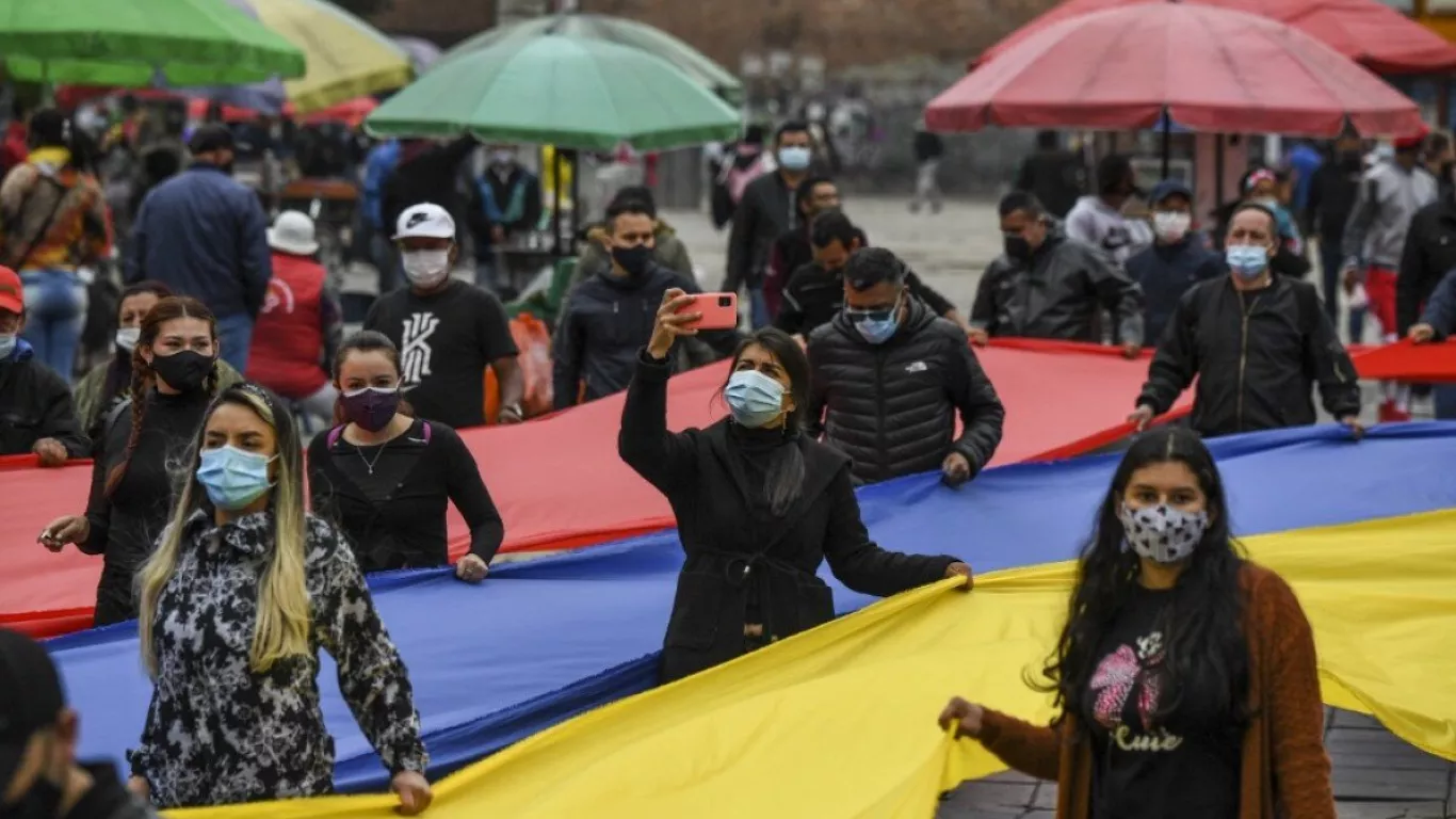 Personas durante paro nacional