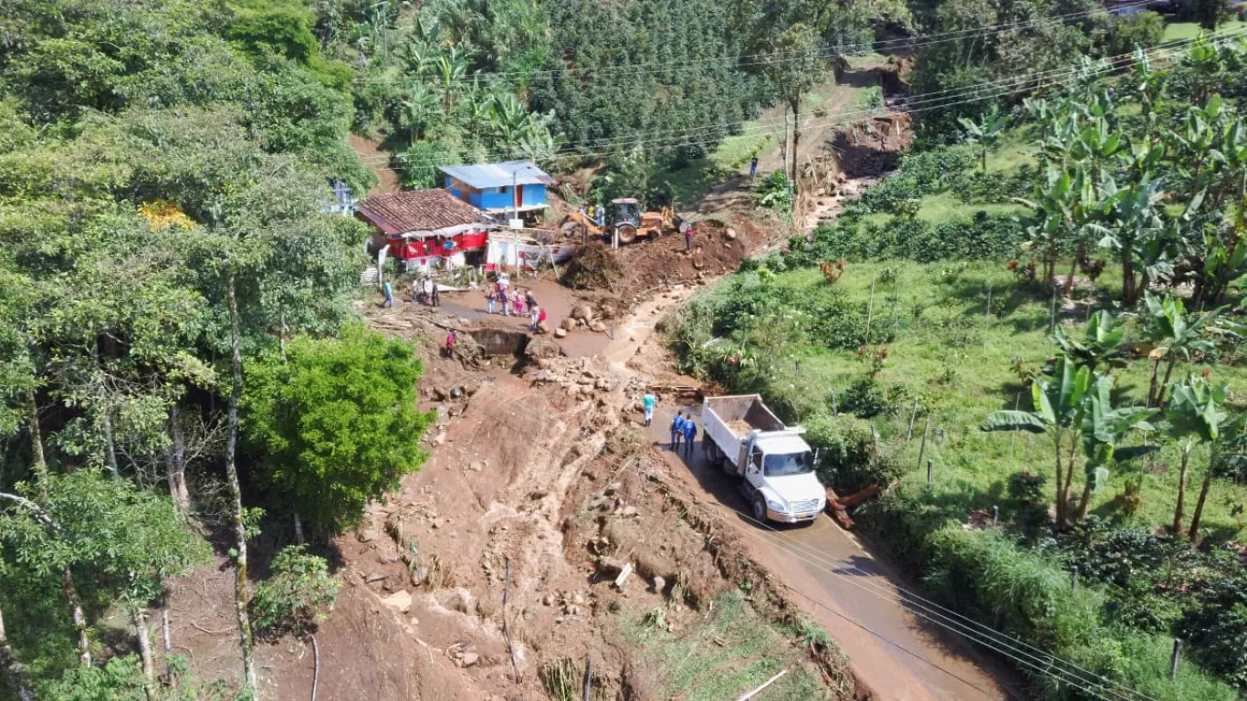 Deslizamiento en Risaralda dejan 70 daminficados