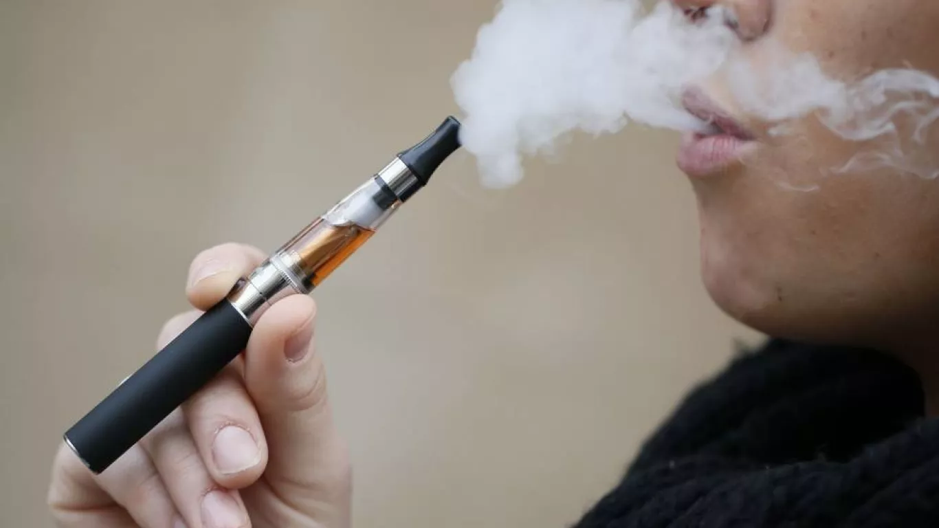 Los vapeadores y cigarrillos electrónicos son inefectivos para dejar de fumar