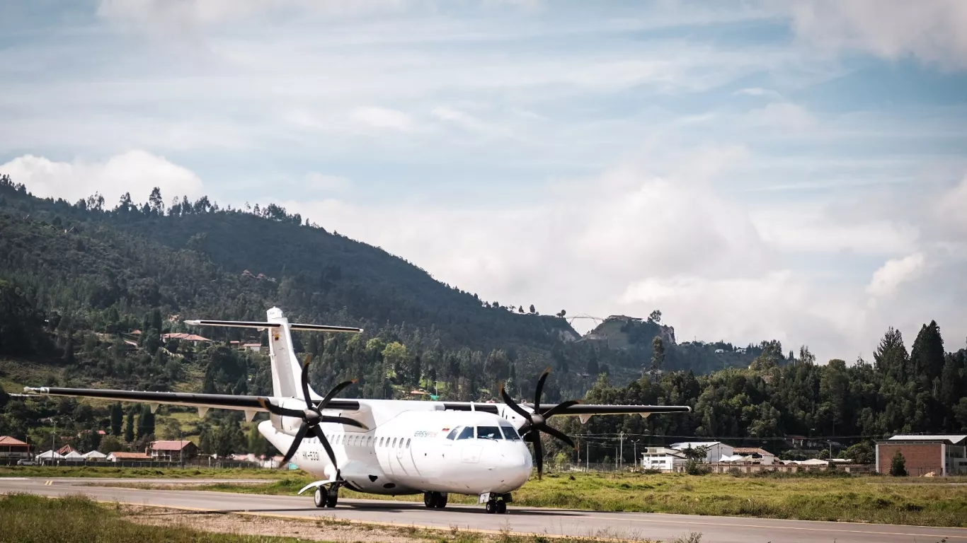 Despegó el primer vuelo comercial desde el aeropuerto de Paipa, Boyacá