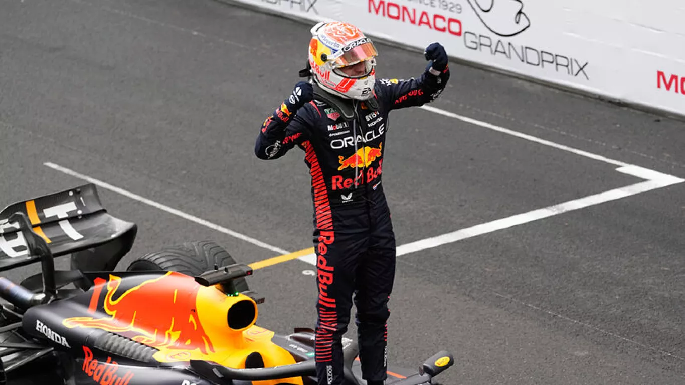 Max Verstappen 4 