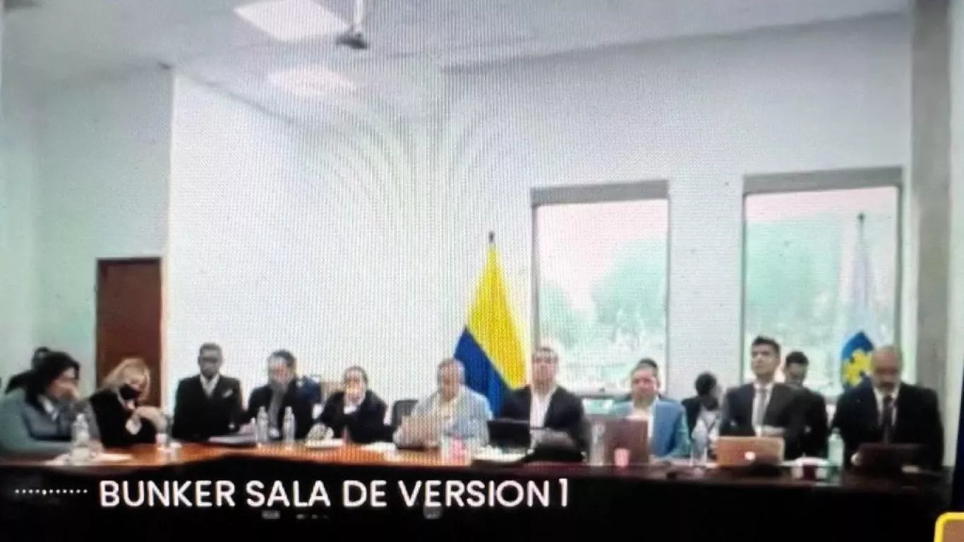 AUDIENCIA DE PETRO Y VASQUEZ 1