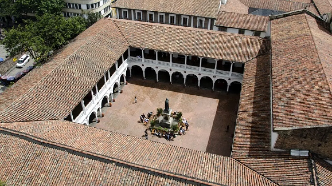 claustro rosario 1