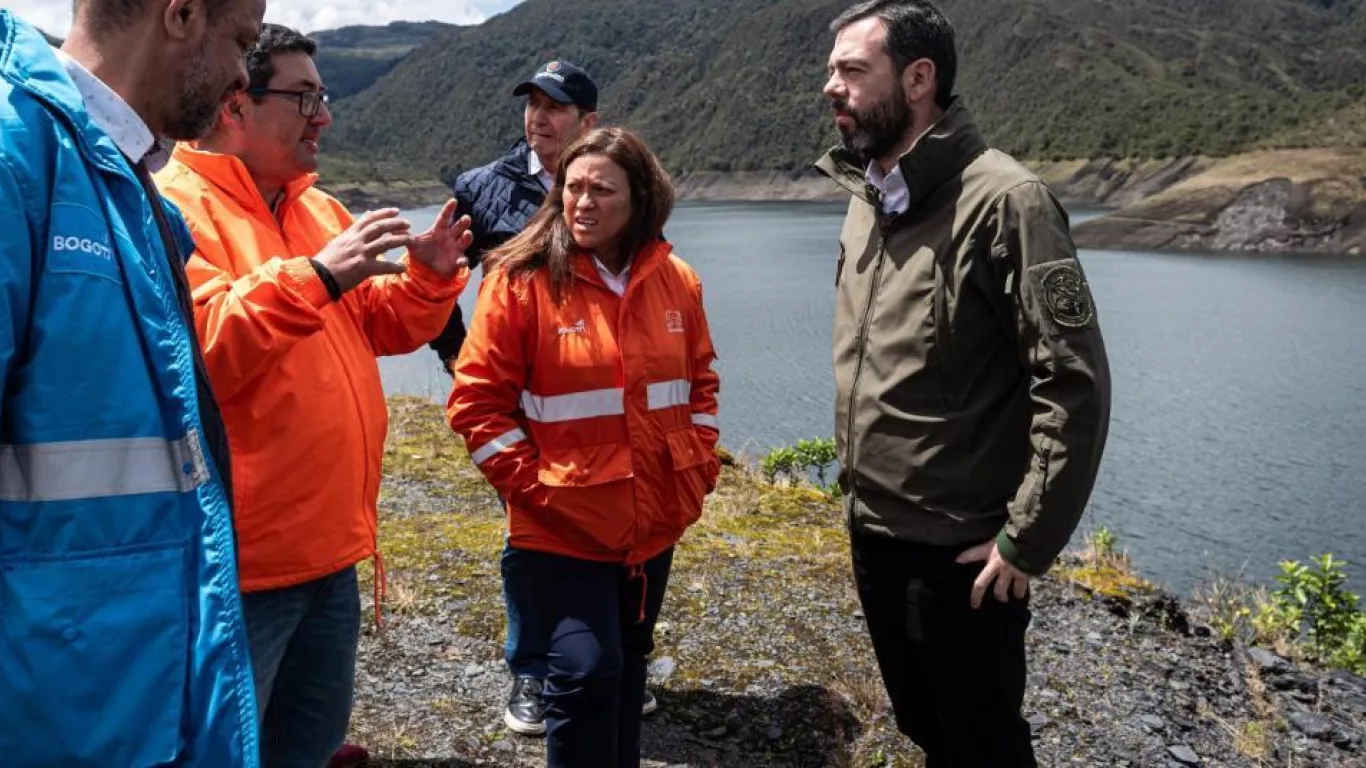 Alcalde Galan en embalse