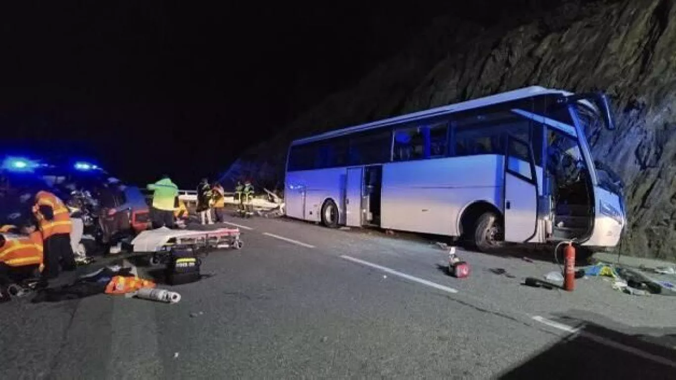 Accidente de colombianos en Francia