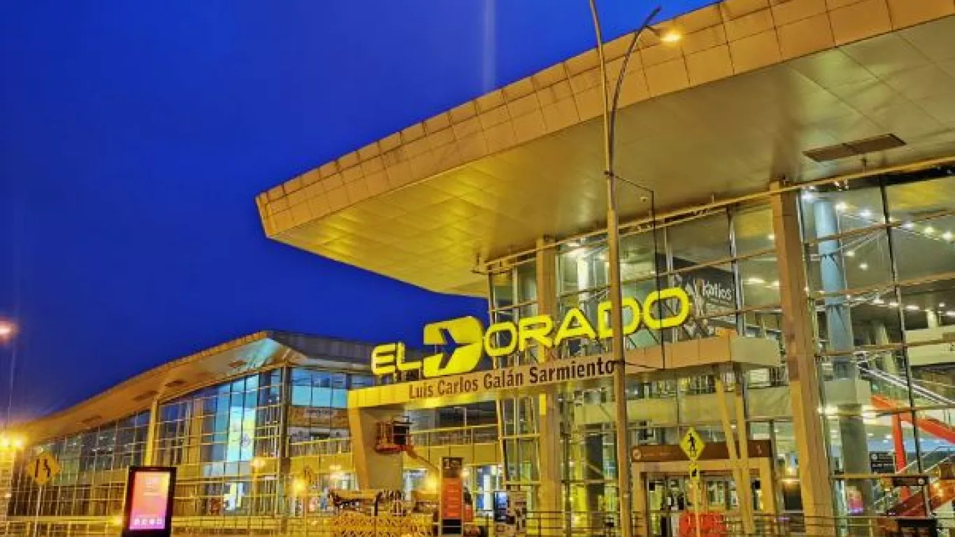 aeropuerto el dorado 25