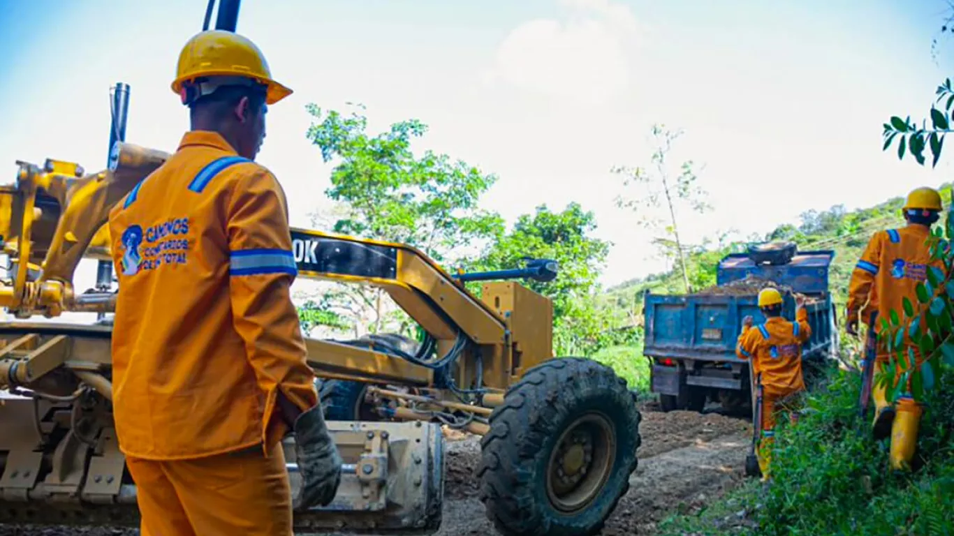 proyecto Caminos Comunitarios para La Paz Total