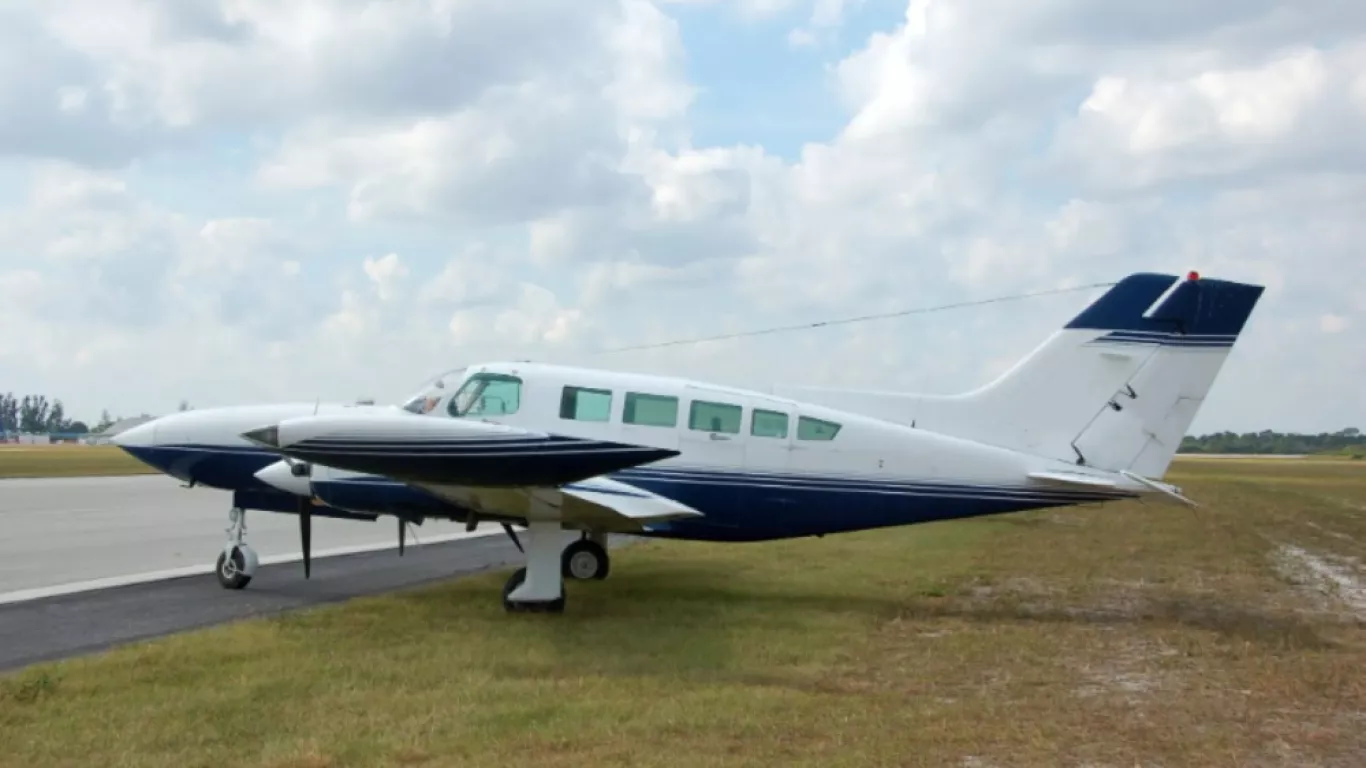 Avión Cessna 402