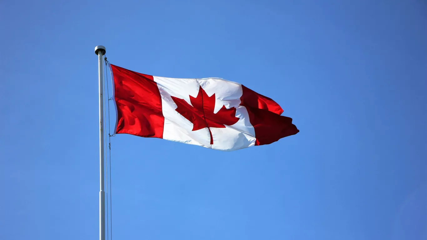 CANADÁ BANDERA