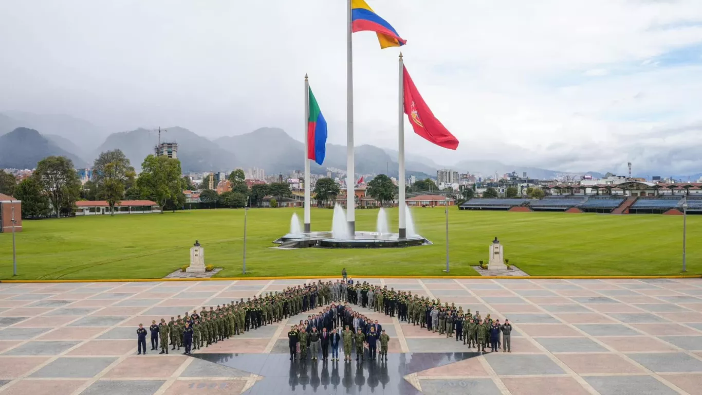altos mandos fuerzas militares