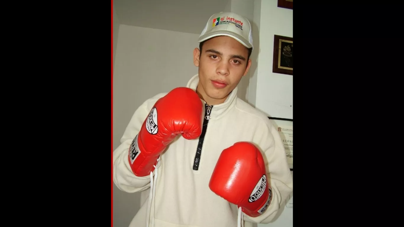 Julio César Chávez Jr 2525