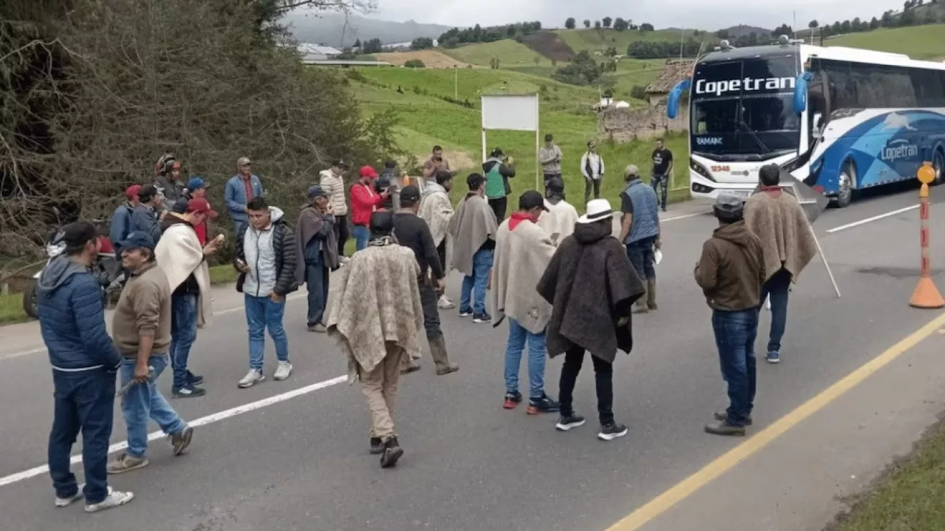 paperos en protesta