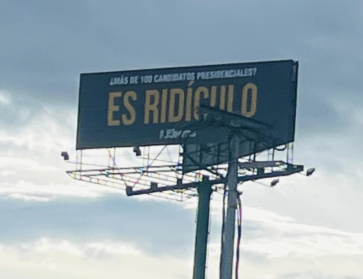 Valla de 100 candidatos presidenciales